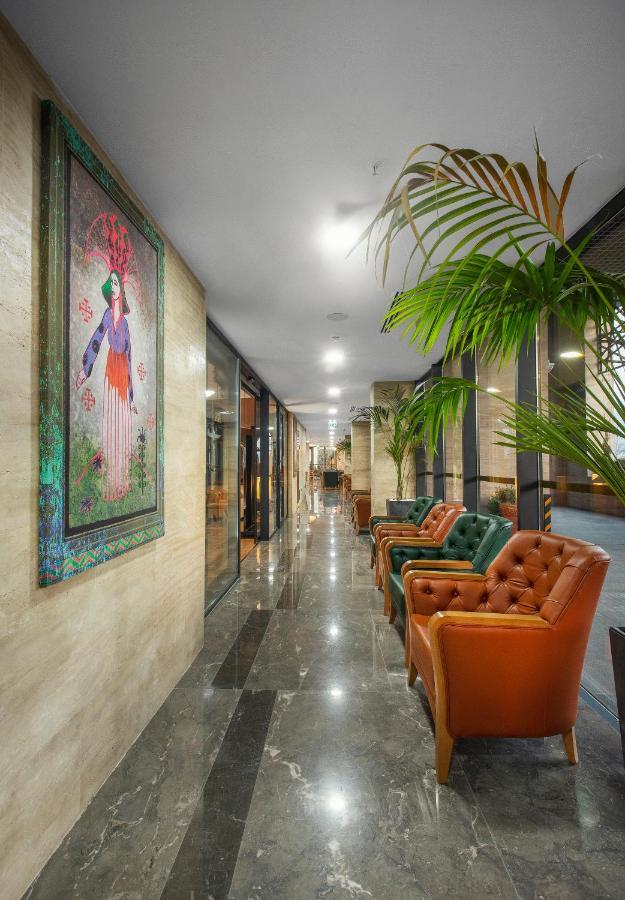 Royal Tulip & Casino, Hotel